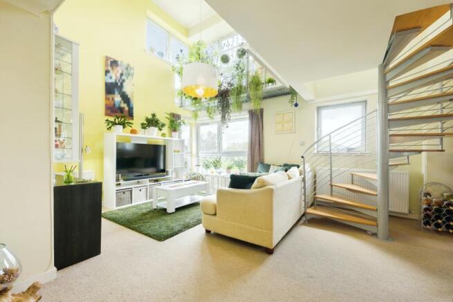 Lounge Dining Room (1)