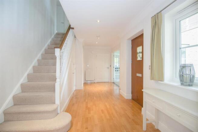 Hall/Stairs