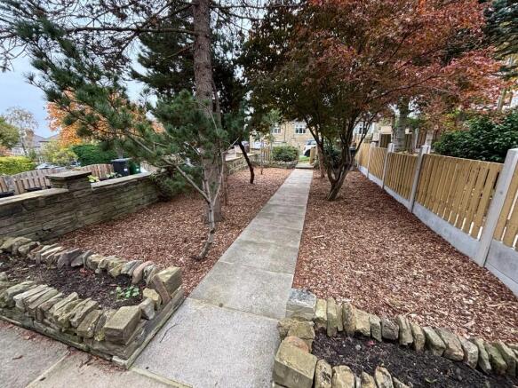 5 bed Terraced for sale Image 12