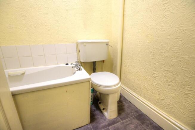 Bath 1.jpg