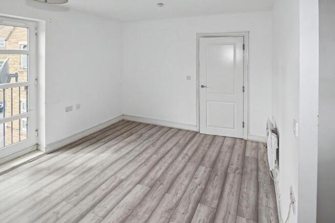 1 bed Flat for sale Image 7