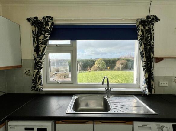 15 Brown Road, Kirkcudbright - Williamson and Henr