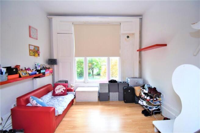 House in London - View 4