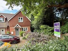 Oak Tree Cottage, Lodge Lane, Haywards Heath RH17 5RR