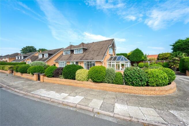 Twistfield Close
