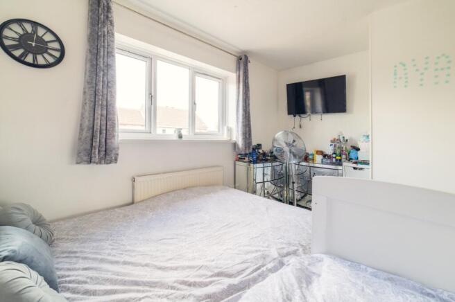 Call 02920 454555 to secure your viewing_13