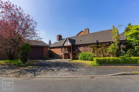 Moreton Drive, Leigh, WN7