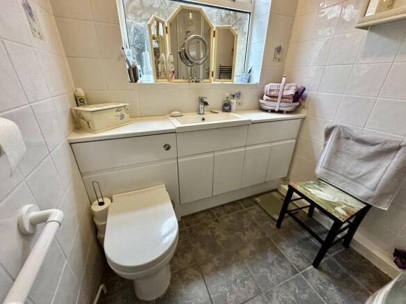 Photo 6