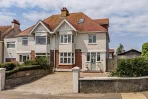 291, Dover Road, Folkestone CT19 6NT