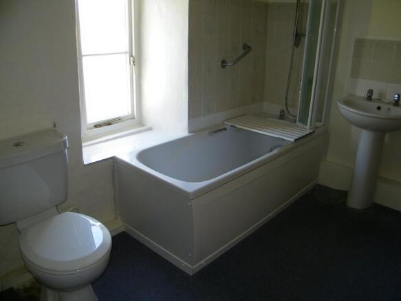 Photo 6