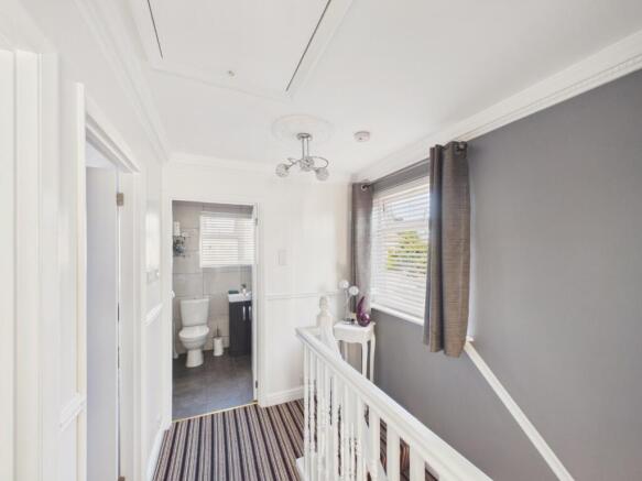 3 bed Semi-Detached for sale Image 7