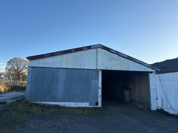 Unit 19 R/Shutter Unit Photo 1