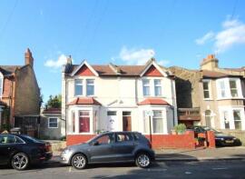 First Floor Flat 2, 9, Palamos Road, Leyton E10 7JF