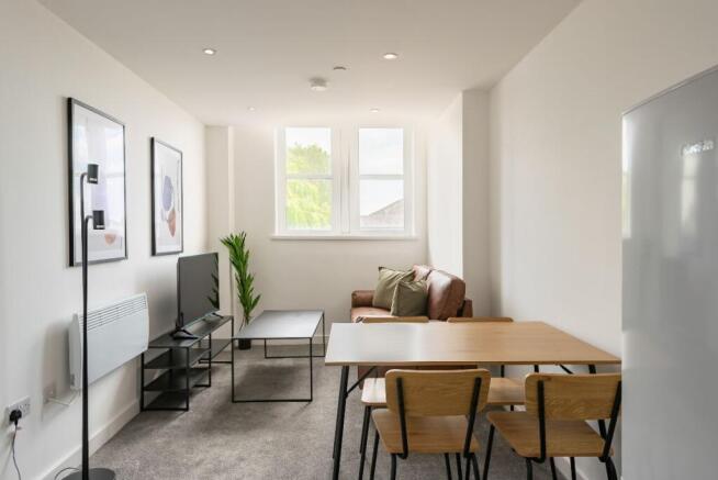 1 bed Apartment to rent Image 12