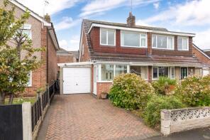 24, Burnside, Wigan WN8 7PD