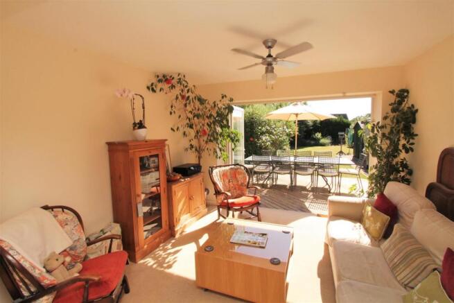 Garden Room.JPG