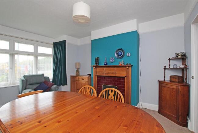 TS - Dining room 1.jpg