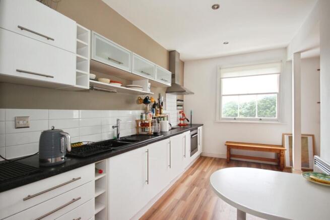 Clarendon Square, Leamington Spa, CV32 photo 4