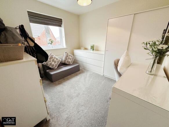 2nd Bedroom