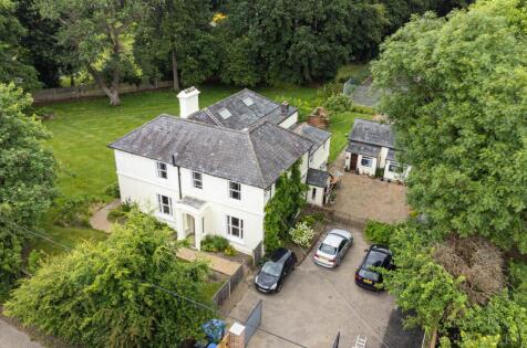 Copthorne Common, Copthorne, RH10