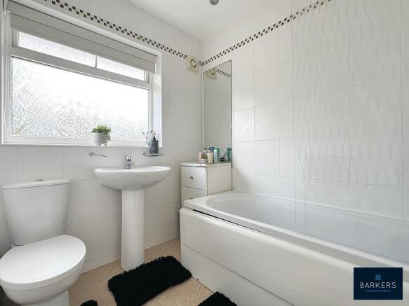 3 bed Detached for sale Image 12