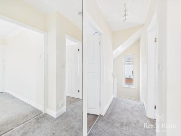 3 bed Semi-Detached for sale Image 11