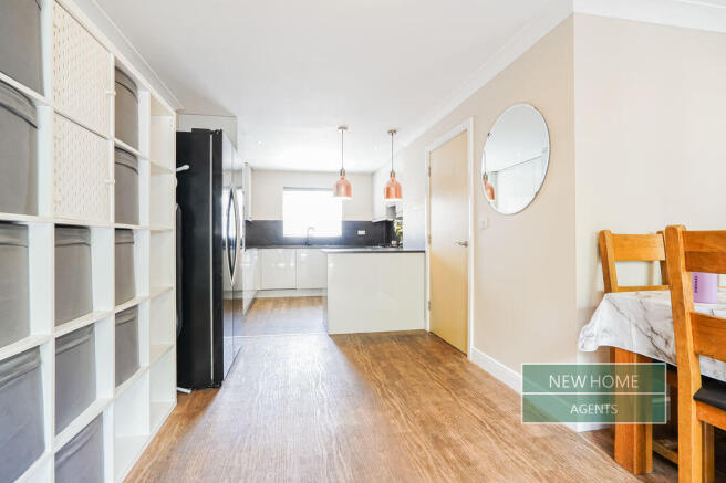 4 bed End of Terrace for sale Image 4
