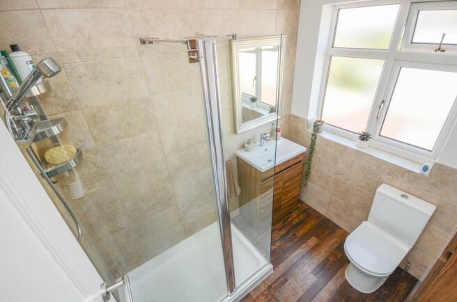 Shower Room.jpg