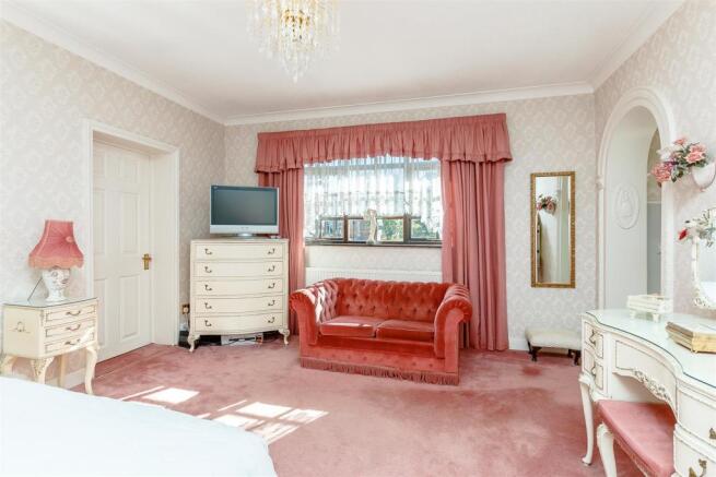 8364211-interior09.jpg
