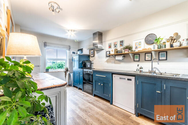 5 Cott Park - Web...