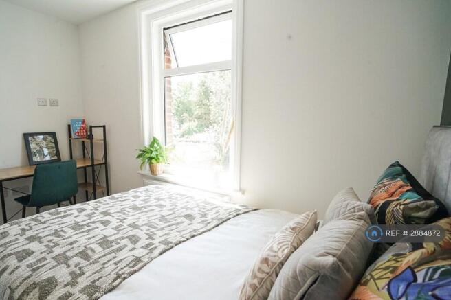 Modern Ensuite Double Room