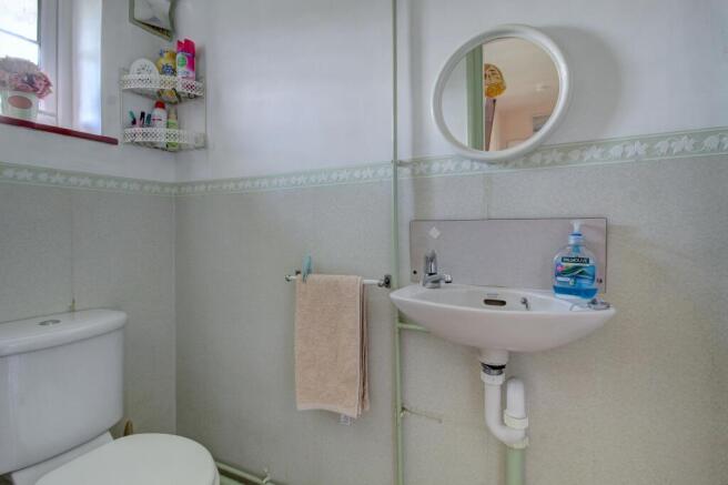 ground floor WC