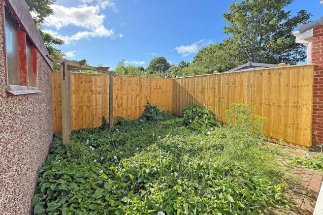 3 bed Semi-Detached for sale Image 11