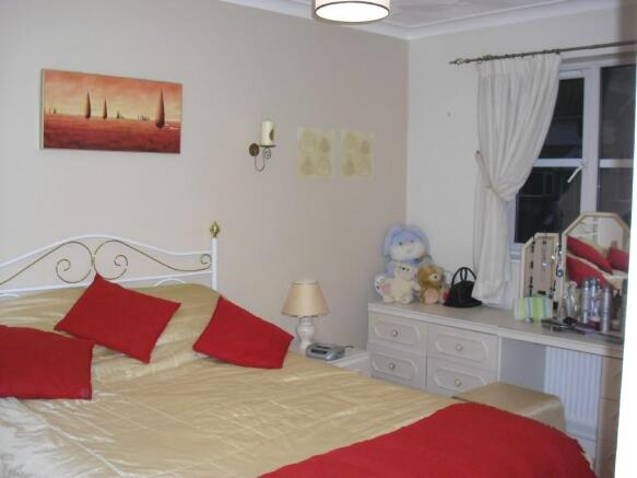 BEDROOM 1