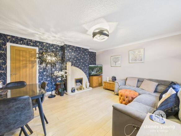 Lounge & Dining Room