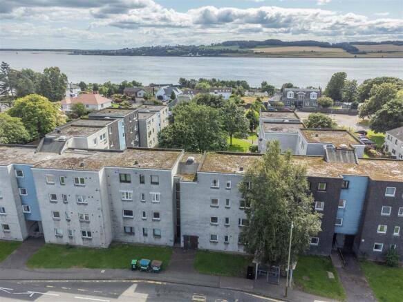 375 Craigie Drive Dundee-15.jpg