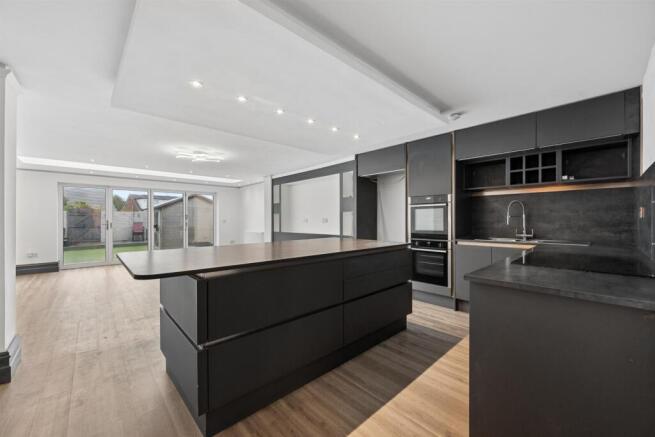 Open Plan Kitchen-Family Room