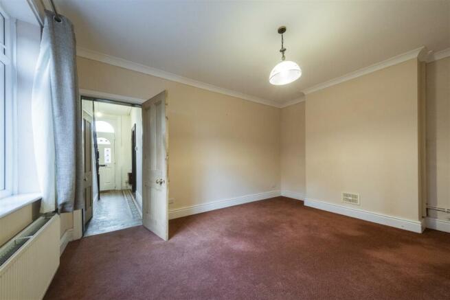 6 Manora Road-005.JPG