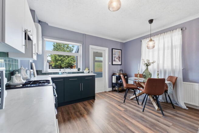 2 bed Semi-Detached for sale Image 6