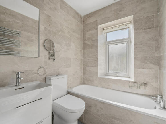 3 bed Detached for sale Image 11
