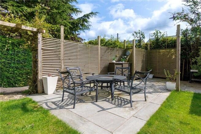 4 bed Detached for sale Image 11
