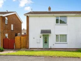 33, Clos Rhandir, Loughor, Swansea SA4 6UF