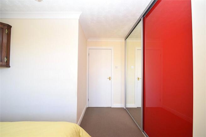 1 bed Apartment for sale Image 12