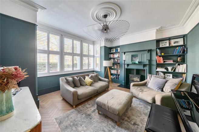 Cranbourne Road, London, N10 photo 2