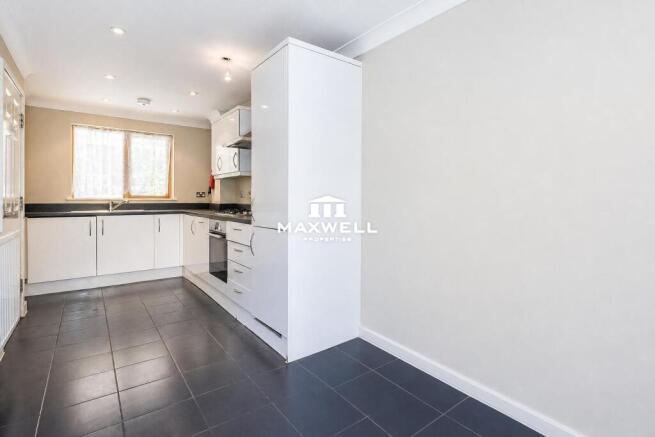 4 bed 2 bath house for rent, Bow, E3