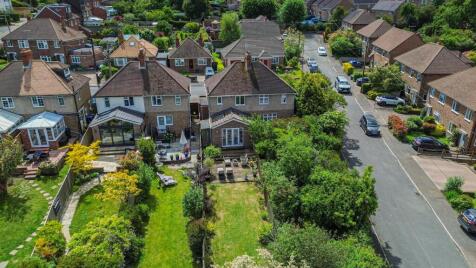 Lowfield Road, Haywards Heath, RH16
