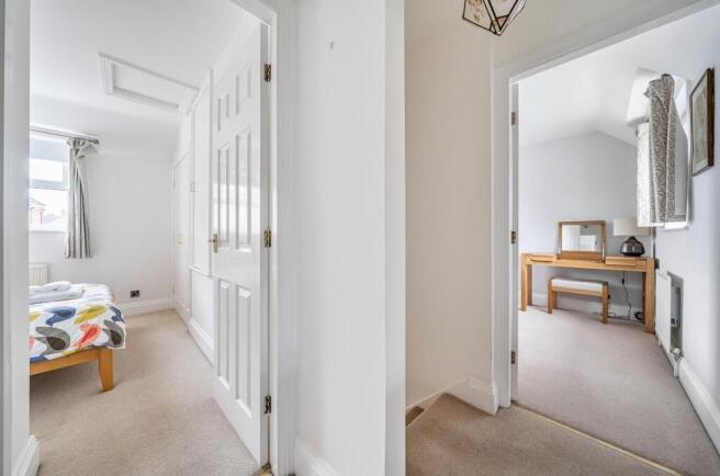 2 bed Link Detached House for sale Image 8
