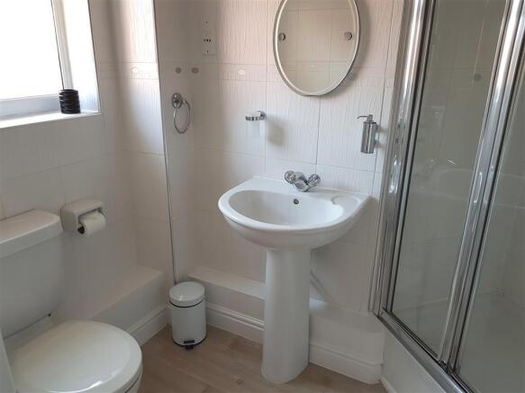 En-suite Bathroom