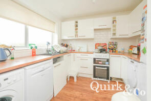 14, Avondale Walk, Canvey Island SS8 9SD
