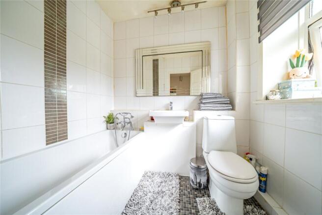 3 bed Semi-Detached for sale Image 7